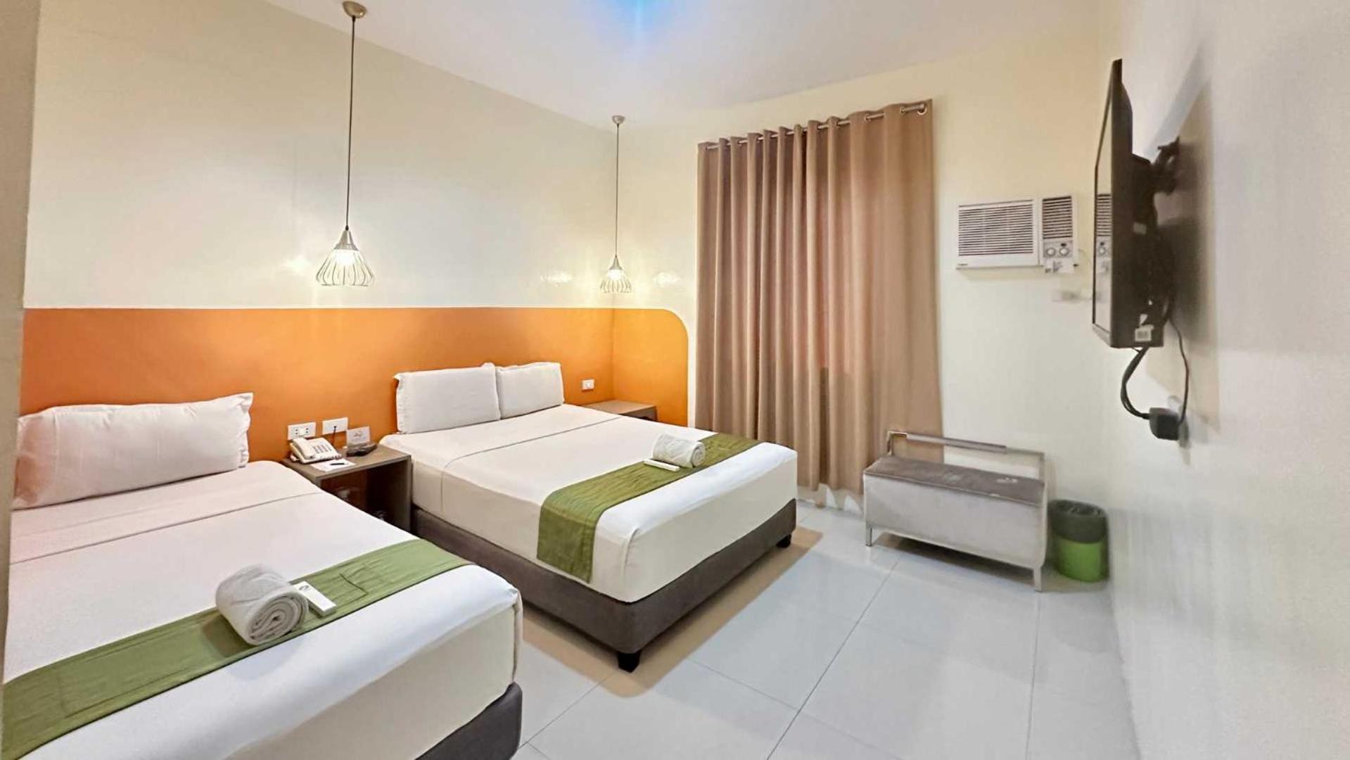 Travelbee Capitol Inn Cebu Exterior photo