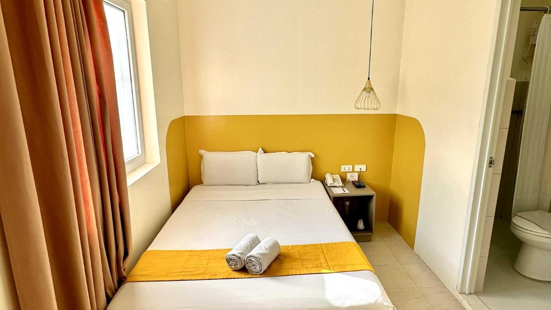 Travelbee Capitol Inn Cebu Exterior photo